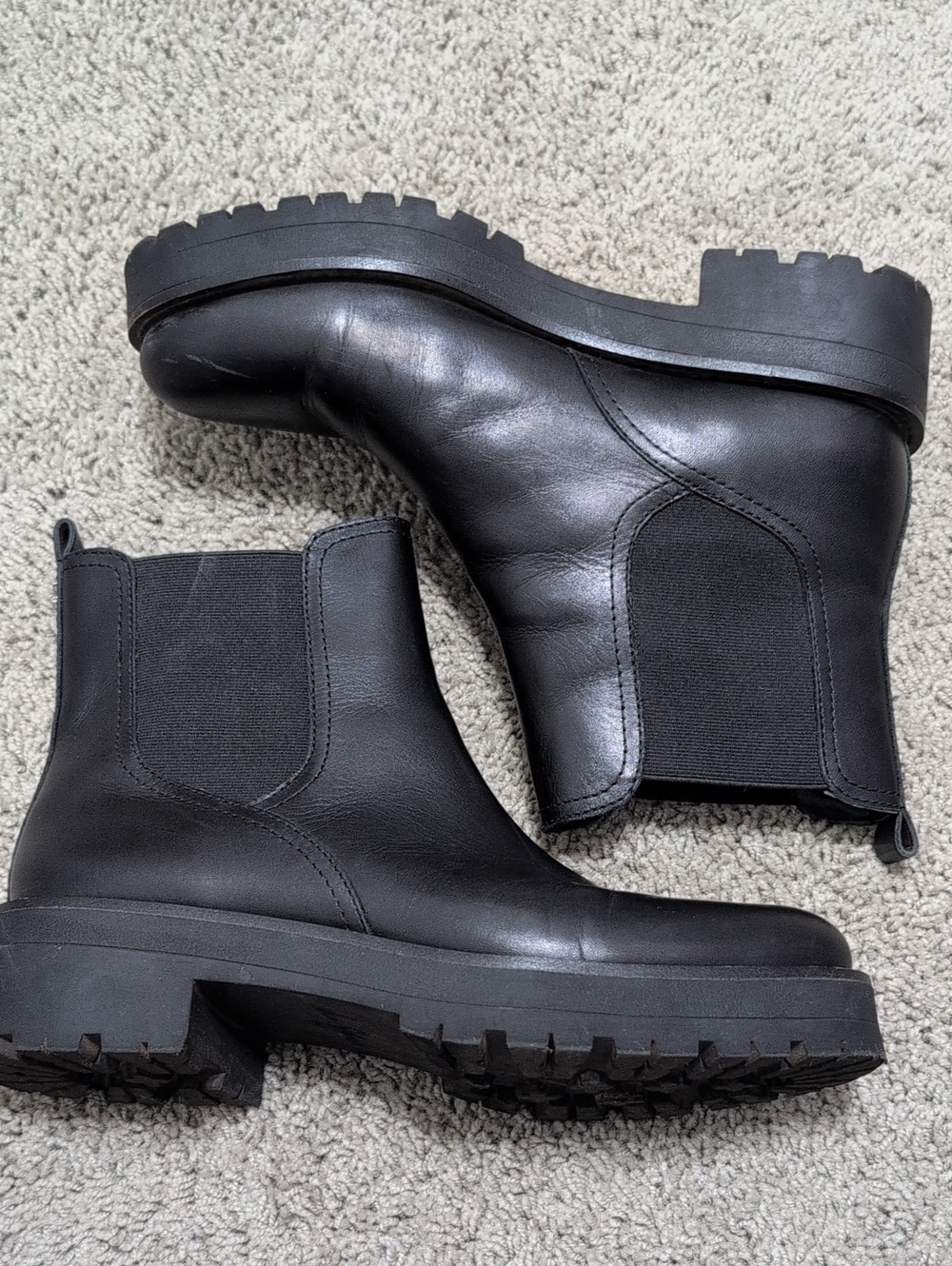 Sam Edelman Jazmine Black Leather Lug Sole Chelsea Boots 8.5 Womens Booties - Picture 3 of 9